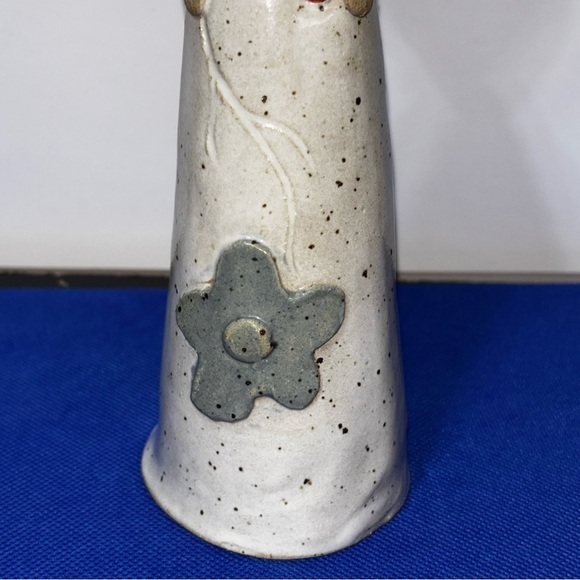 5/$25 
Ceramic Figurine Women Gardener Grey Cream Accents Hollow Dried Flowers - Picture 4 of 7